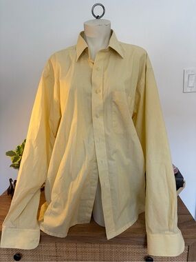 Men’s Pale Yellow Button Down Office Shirt XL